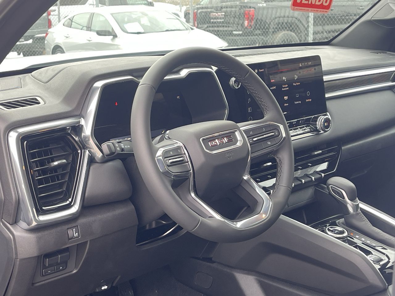 2025 GMC Canyon