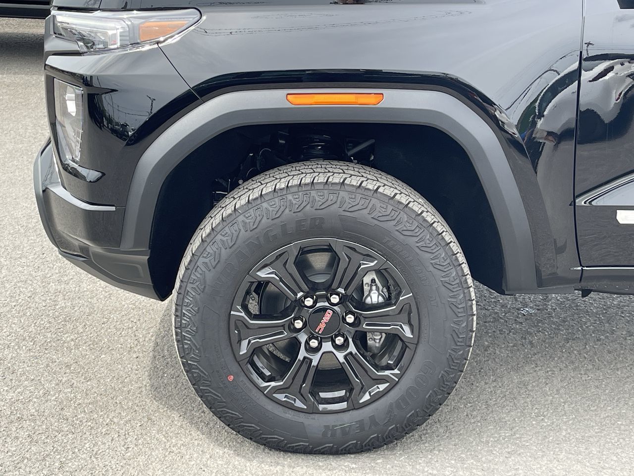 GMC Canyon  2025 à Saint-Léonard, Québec