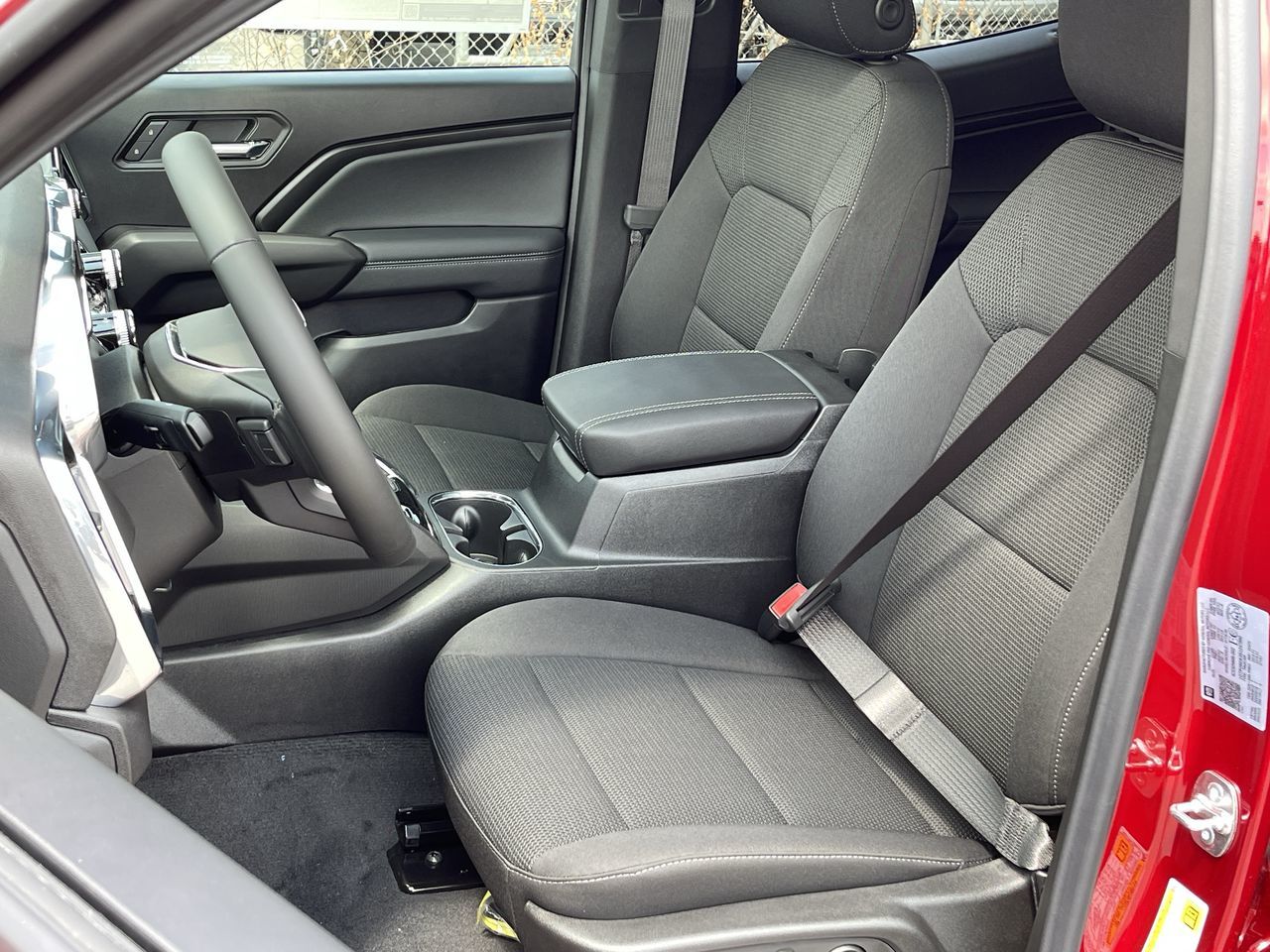 2025 GMC Canyon in Saint-Leonard, Quebec