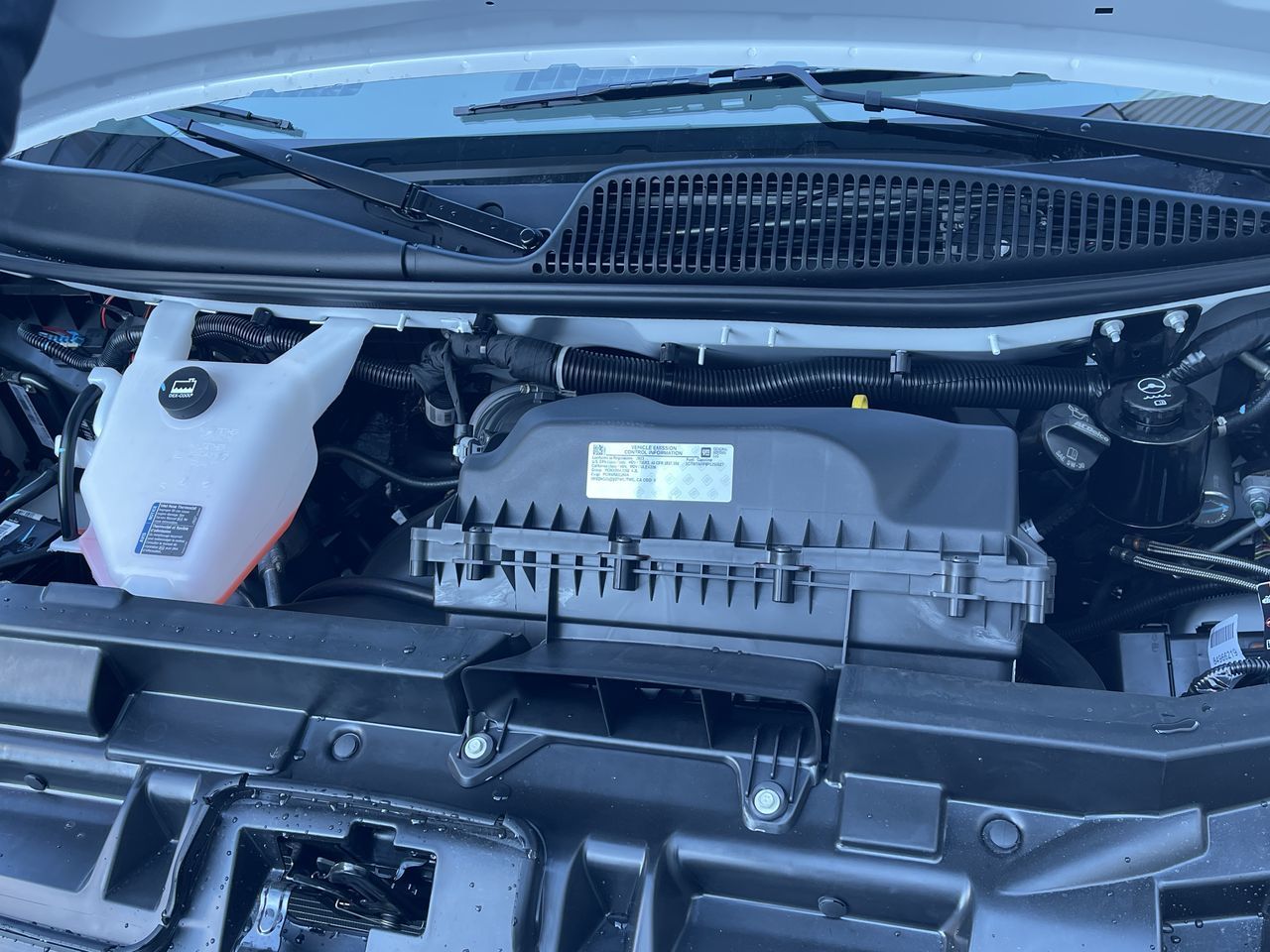 2023 GMC SAVANA CARGO 2500