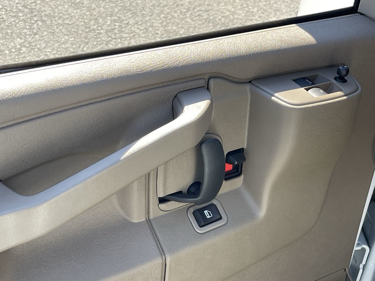 2025 GMC Savana Cargo 2500