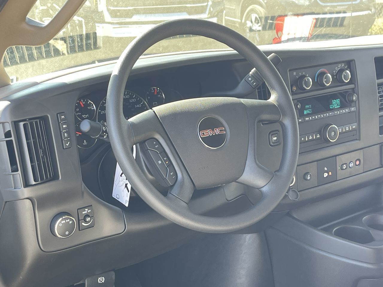 2025 GMC Savana Cargo 2500