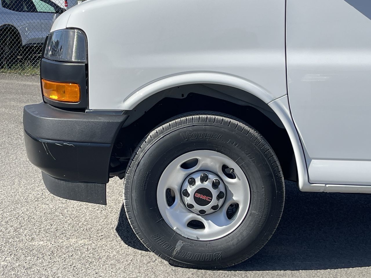 2025 GMC Savana Cargo 2500