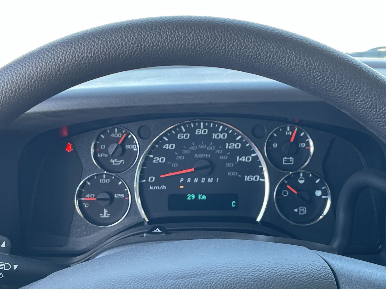 GMC Savana Cutaway 3500  2025 à Saint-Léonard, Québec