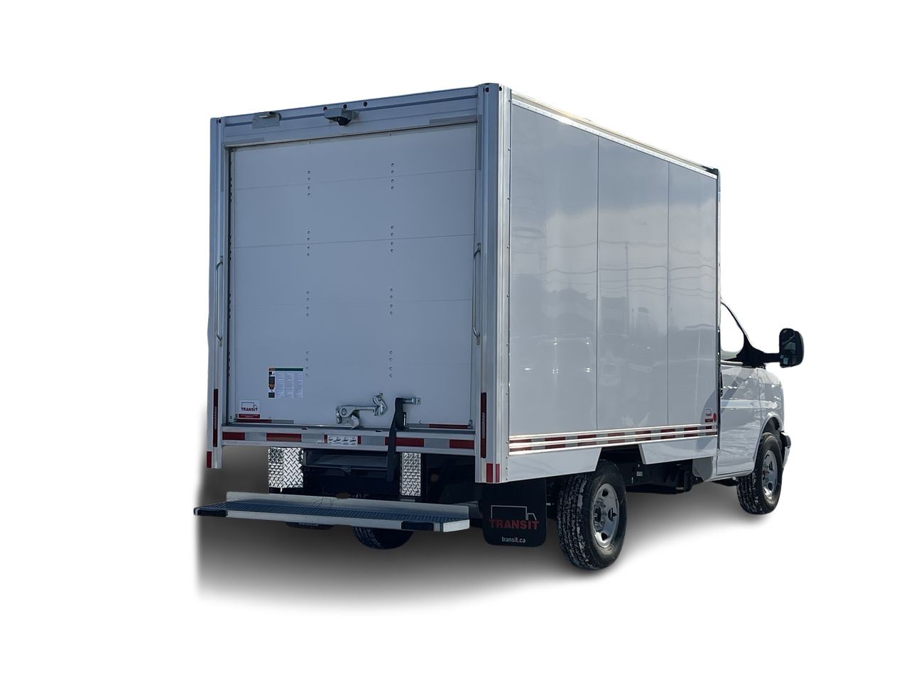 GMC Savana Cutaway 3500  2025 à Saint-Léonard, Québec