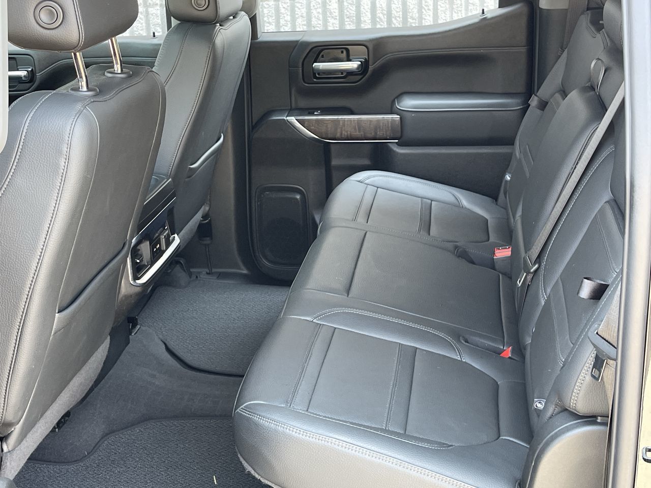 2022 GMC SIERRA 1500 LIMITED in Saint-Leonard, Quebec