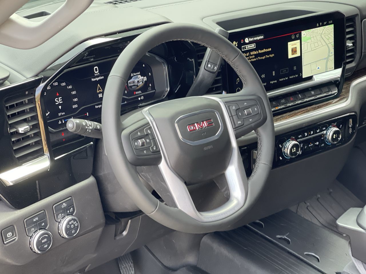 2025 GMC Sierra 1500 in Saint-Leonard, Quebec