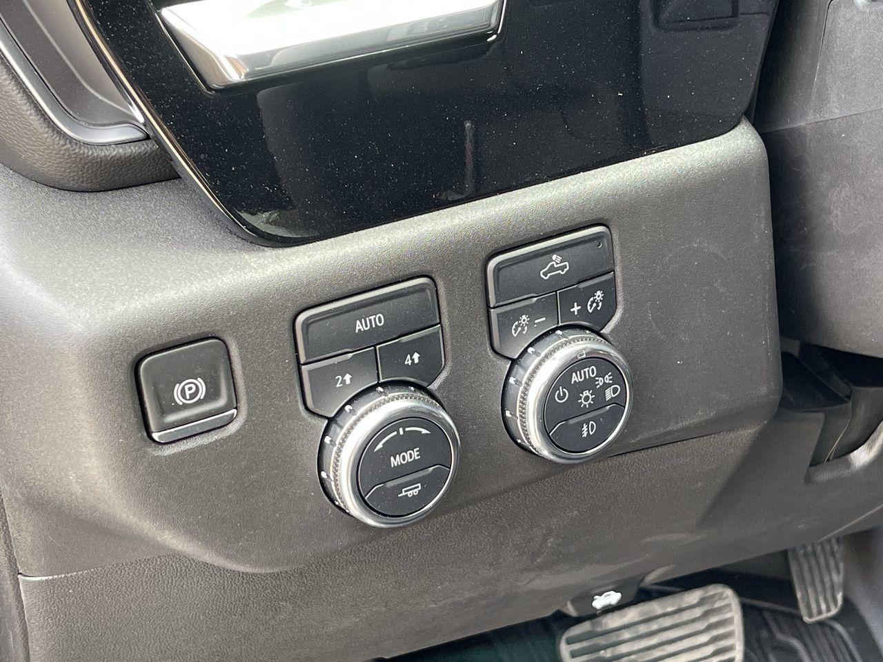 2025 GMC Sierra 1500 in Saint-Leonard, Quebec