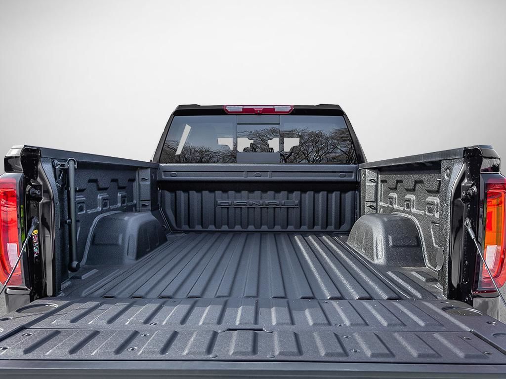 2025 GMC Sierra 1500 in Saint-Leonard, Quebec
