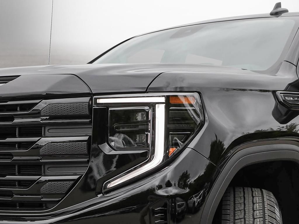 2025 GMC Sierra 1500 in Saint-Leonard, Quebec