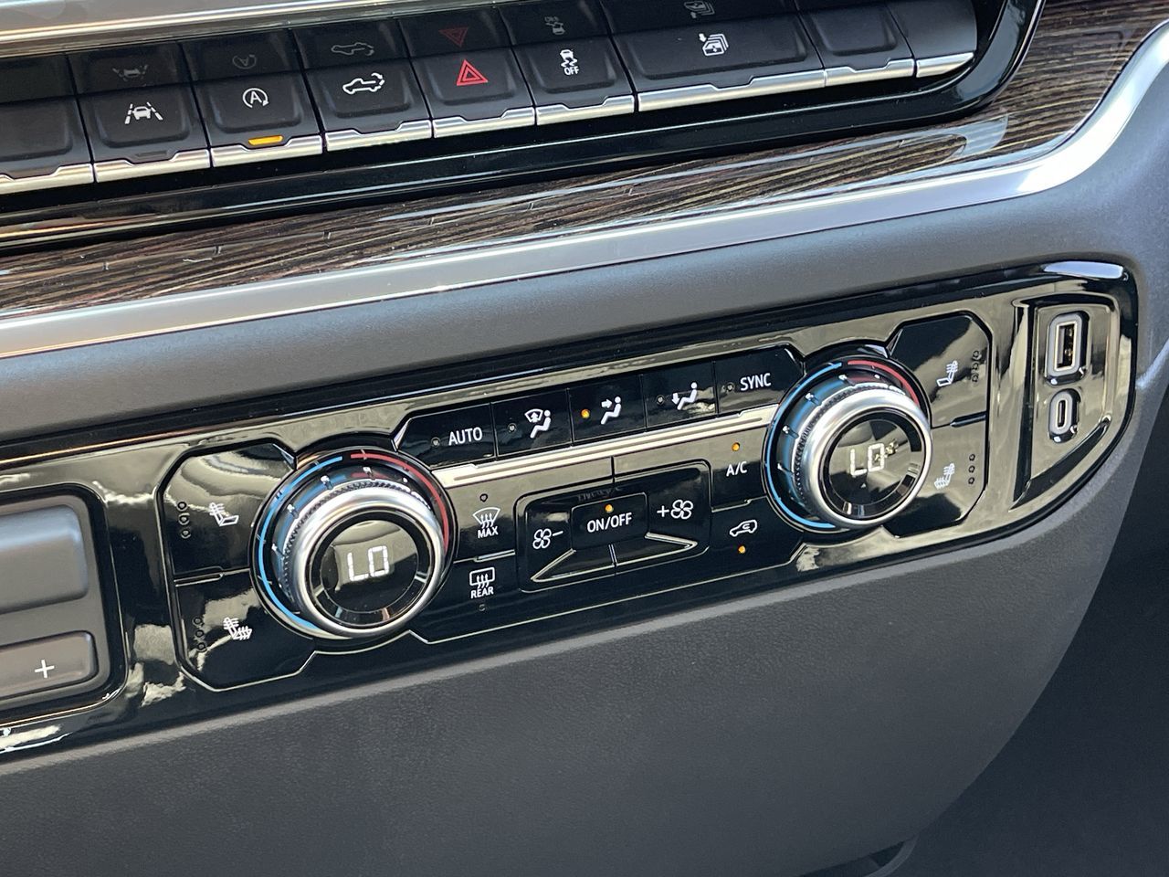 GMC Sierra 1500  2026 à Saint-Léonard, Québec