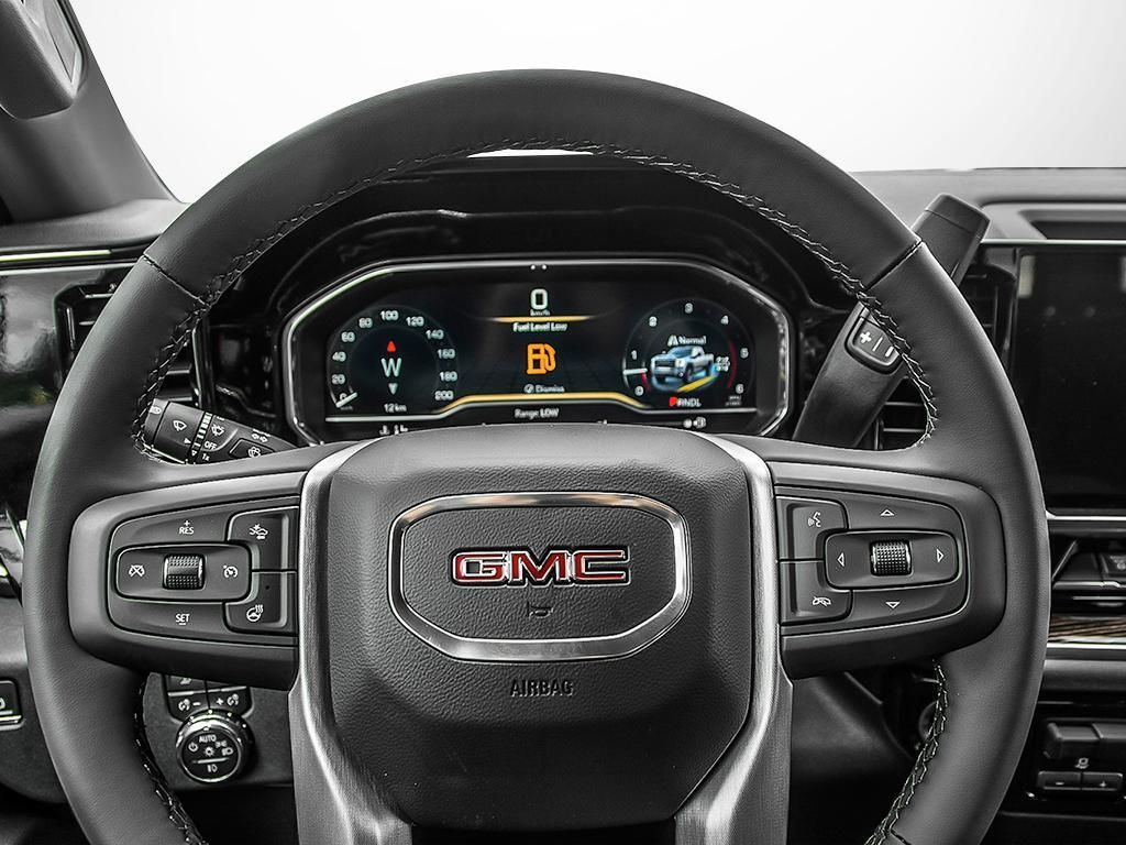 2025 GMC Sierra 2500 HD in Saint-Leonard, Quebec