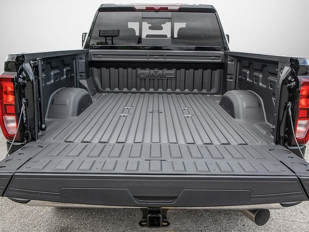 2025 GMC Sierra 2500 HD in Saint-Leonard, Quebec