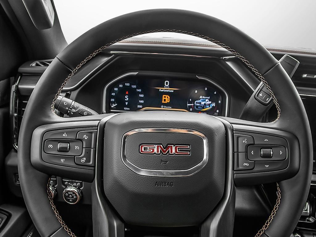 2025 GMC Sierra 2500 HD in Saint-Leonard, Quebec