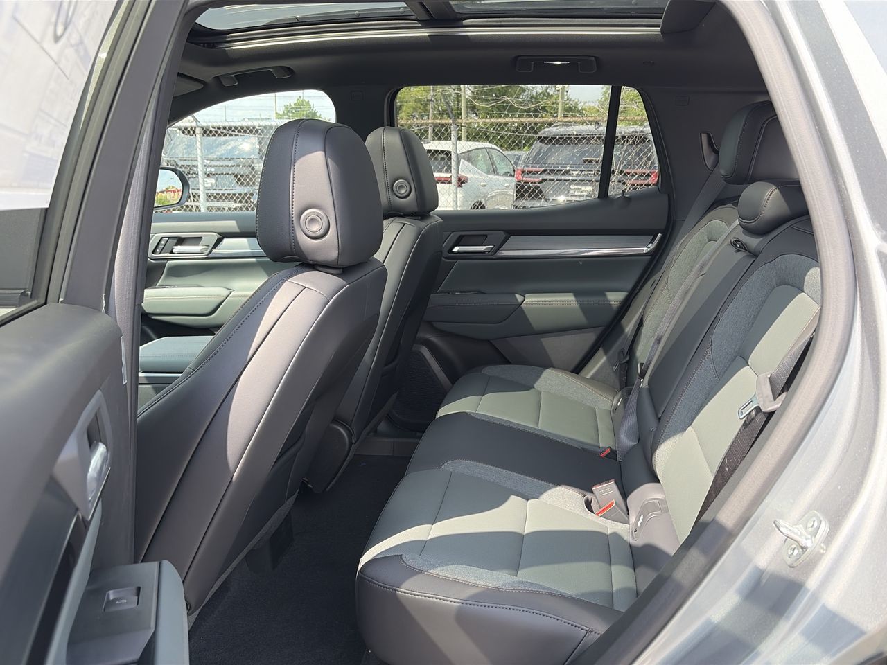 2027 GMC Terrain in Saint-Leonard, Quebec