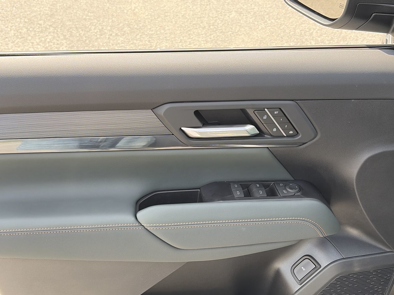 2027 GMC Terrain in Saint-Leonard, Quebec