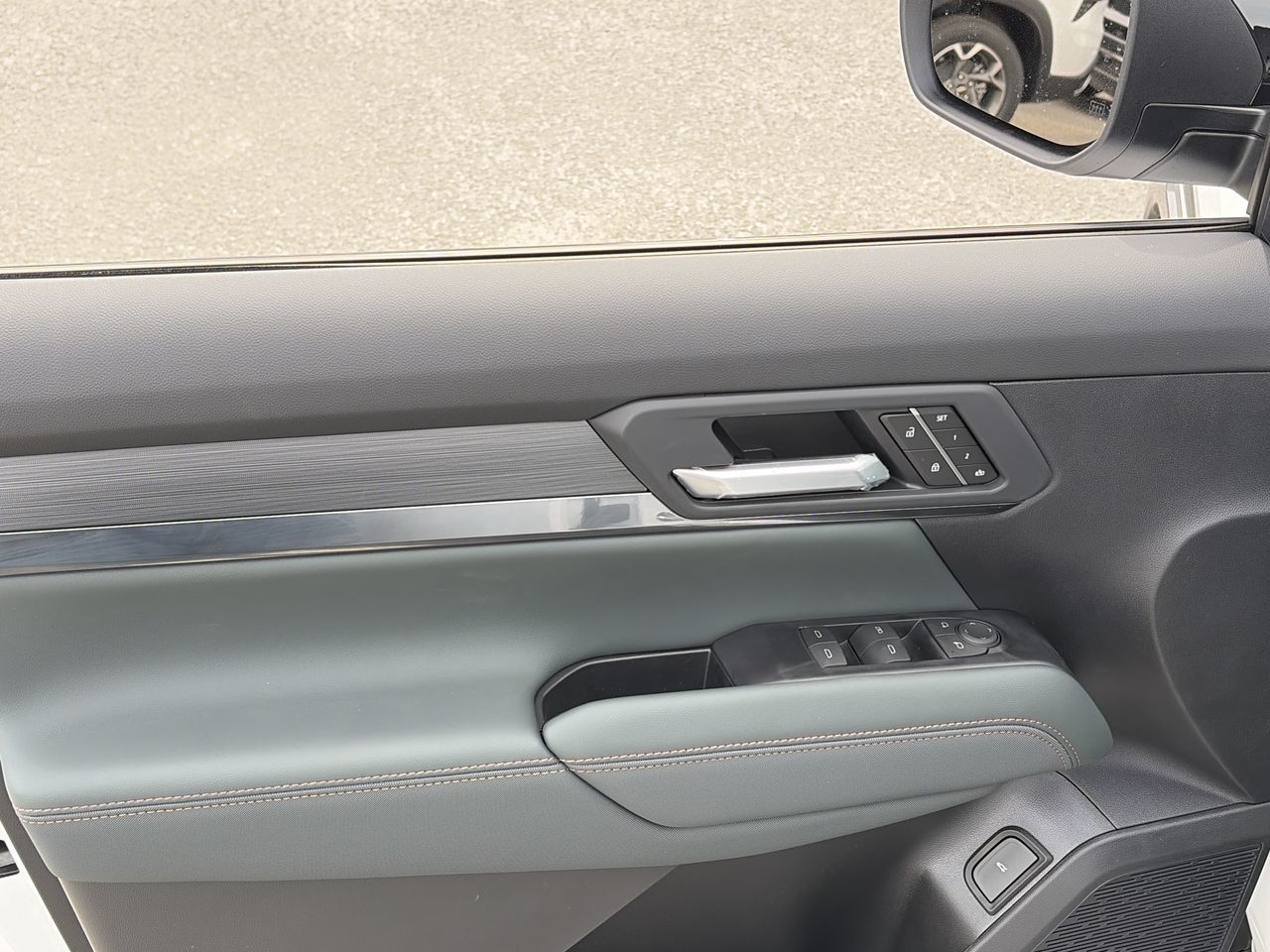 2027 GMC Terrain in Saint-Leonard, Quebec