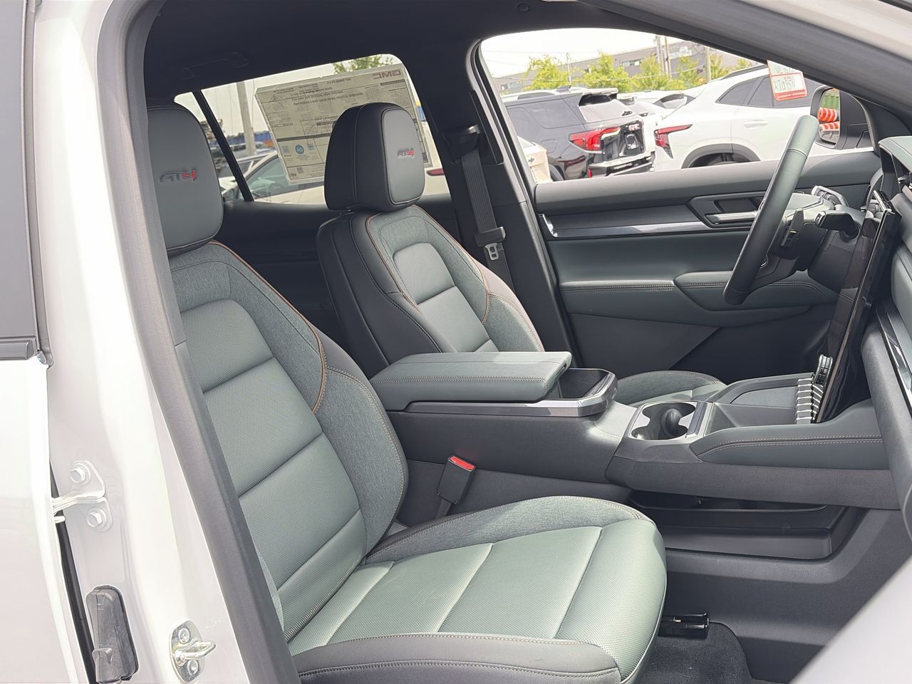 2027 GMC Terrain in Saint-Leonard, Quebec