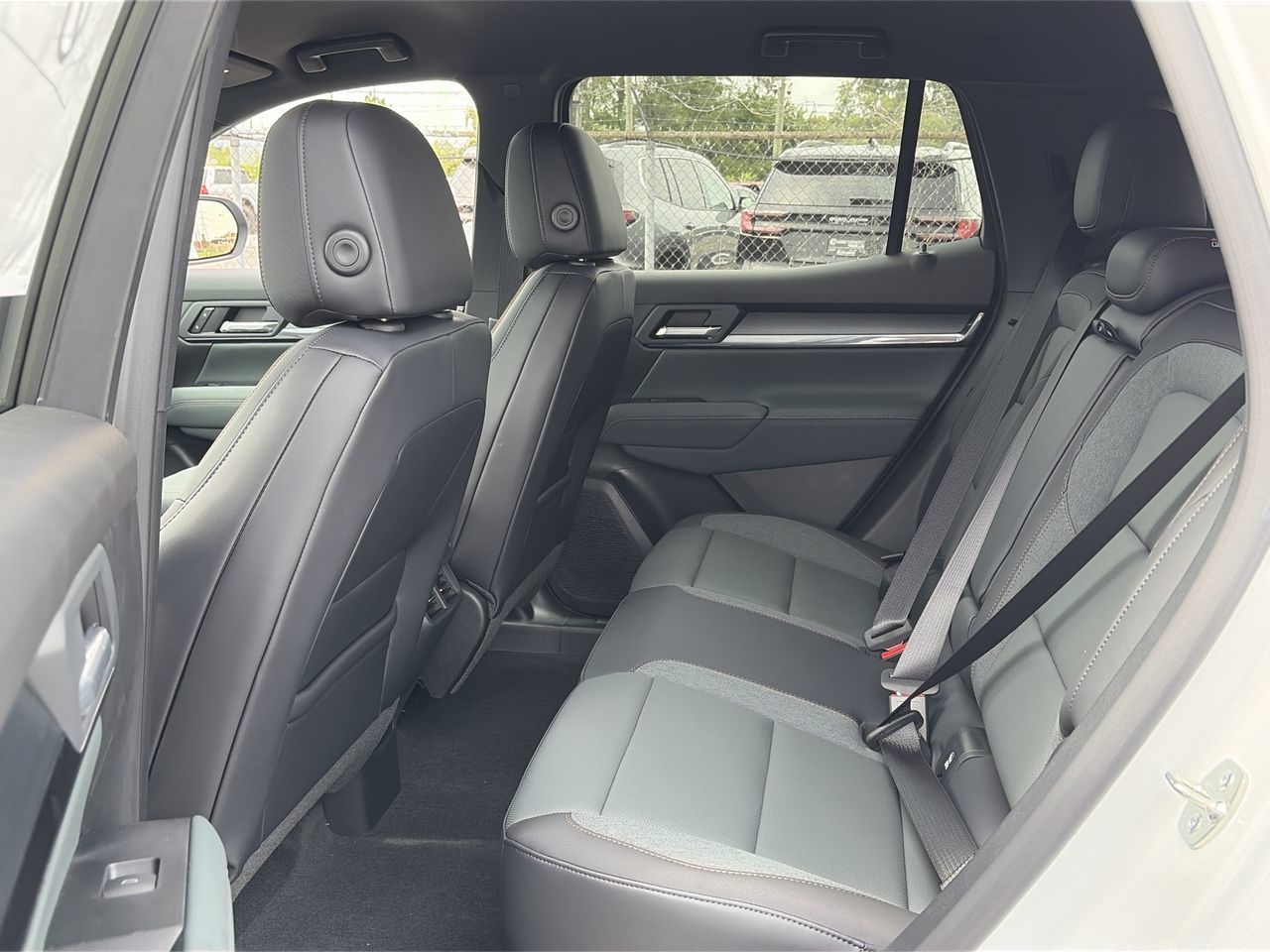 2027 GMC Terrain in Saint-Leonard, Quebec