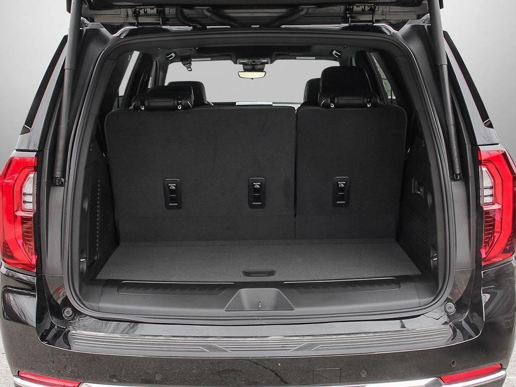 2025 GMC Yukon in Saint-Leonard, Quebec