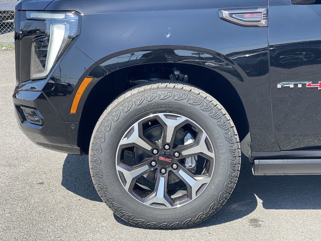 GMC Yukon  2025 à Saint-Léonard, Québec