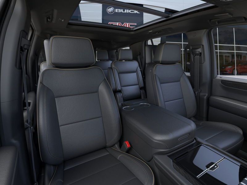 2025 GMC Yukon in Saint-Leonard, Quebec