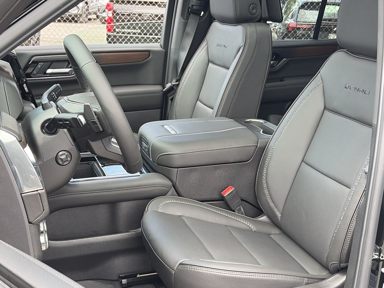 2026 GMC Yukon in Saint-Leonard, Quebec