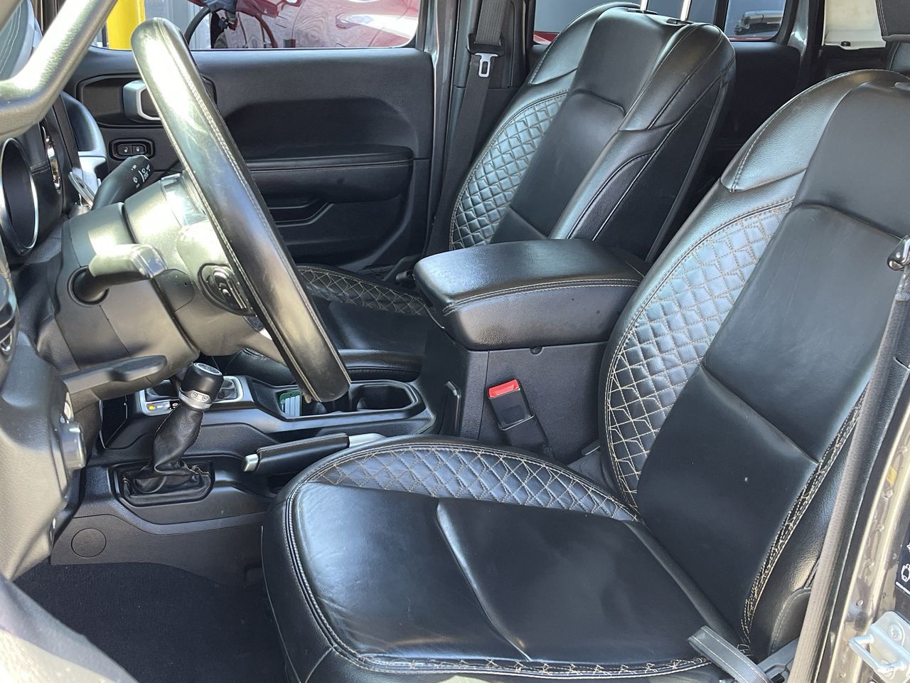 Jeep Gladiator  2021 à Saint-Léonard, Québec