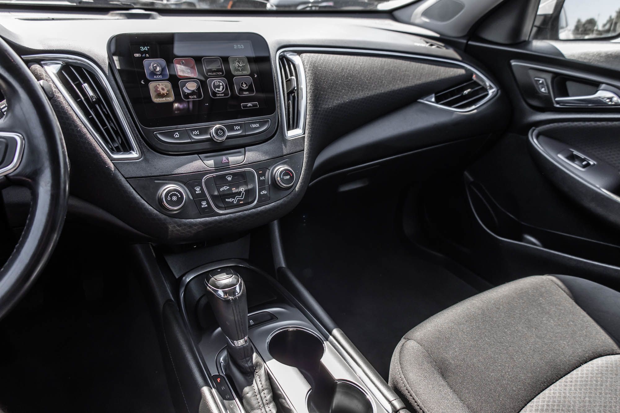 Chevrolet Malibu  2018 à Saint-Léonard, Québec
