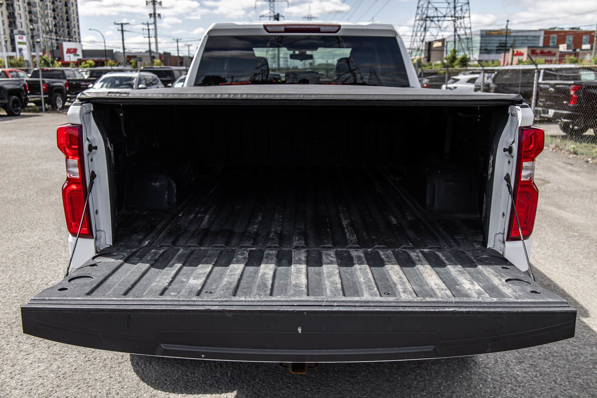 Chevrolet Silverado 1500  2019 à Saint-Léonard, Québec