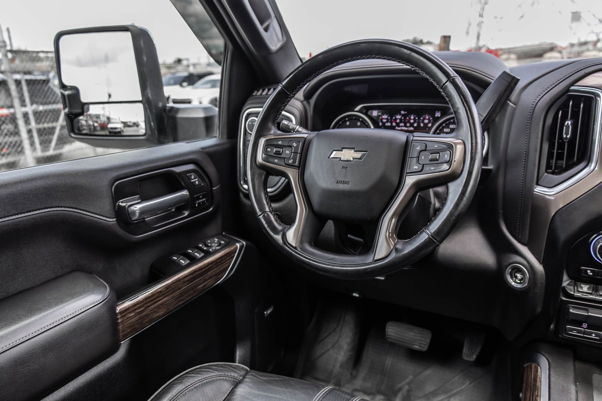 2023 Chevrolet Silverado 2500HD in Saint-Leonard, Quebec