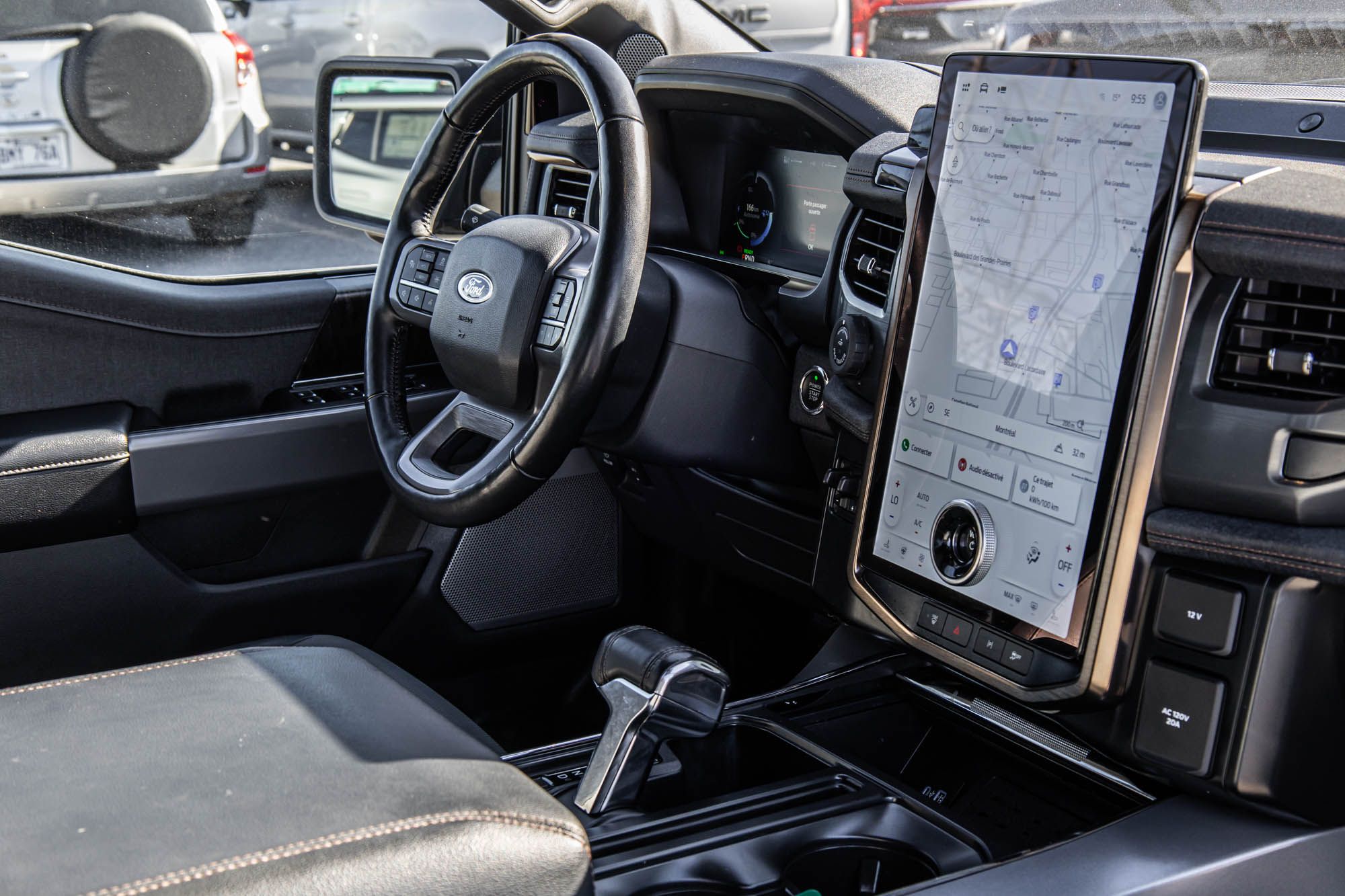 Ford F-150 Lightning  2023