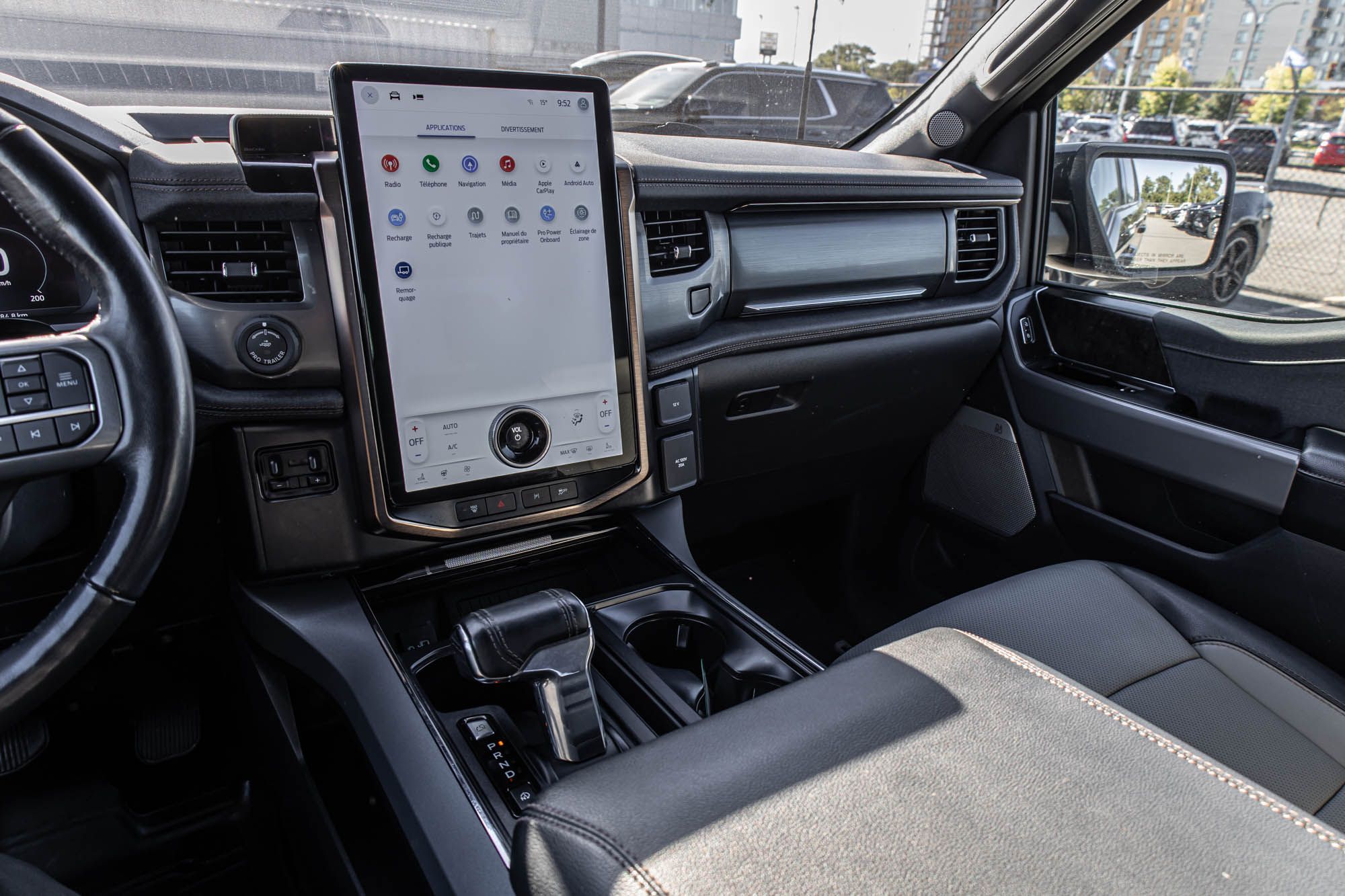 Ford F-150 Lightning  2023