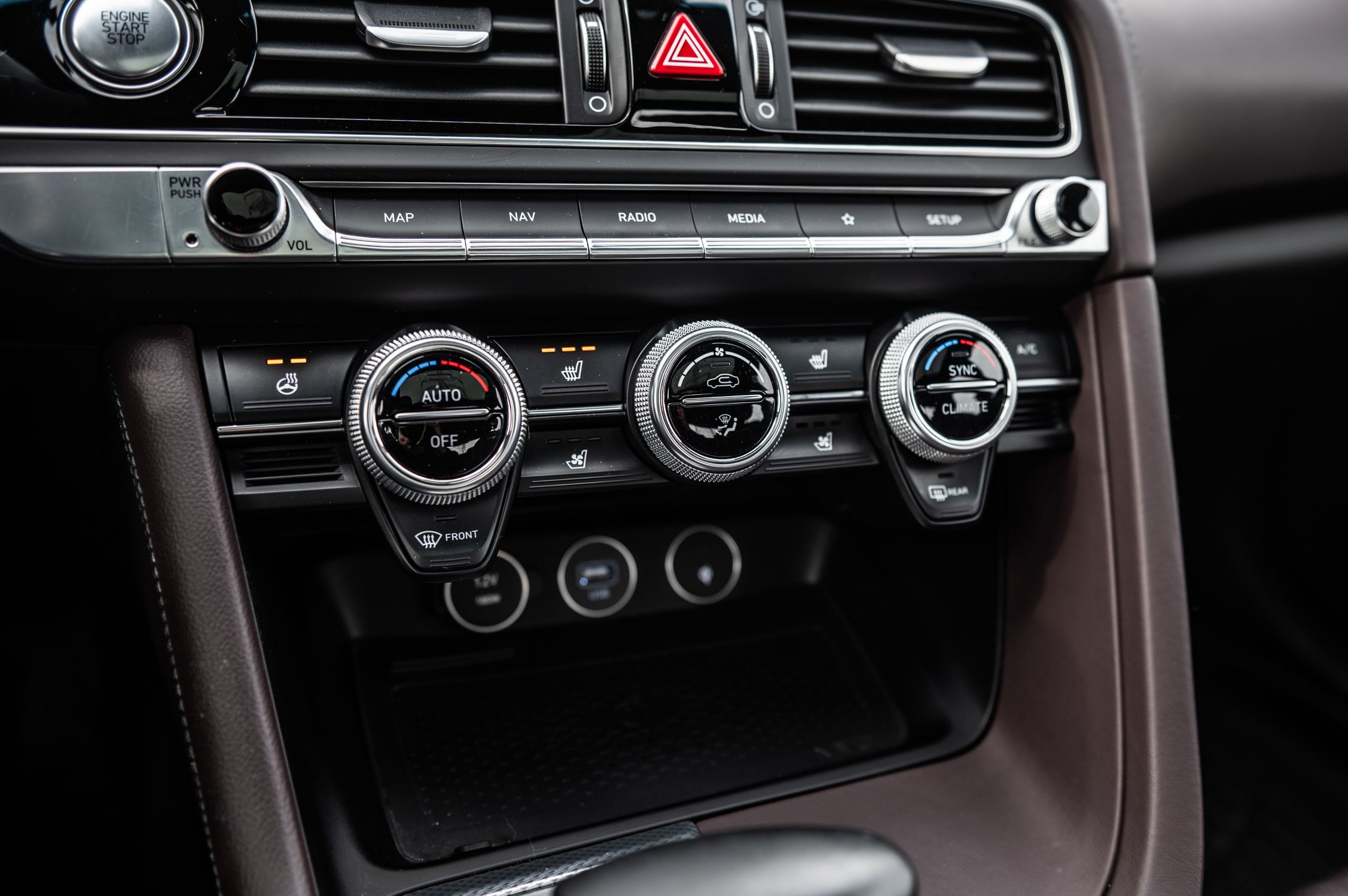 2023 GENESIS G70