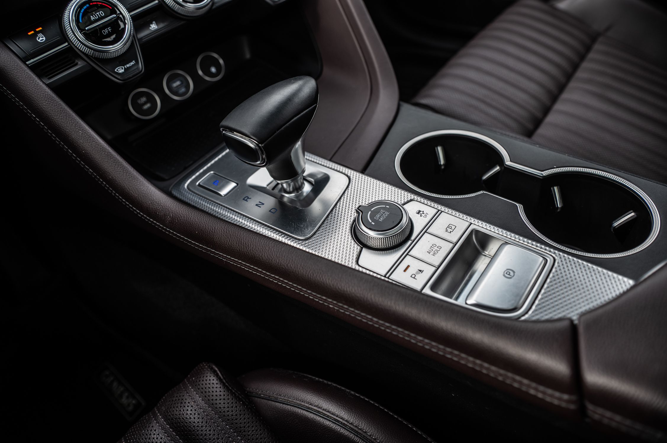 2023 GENESIS G70