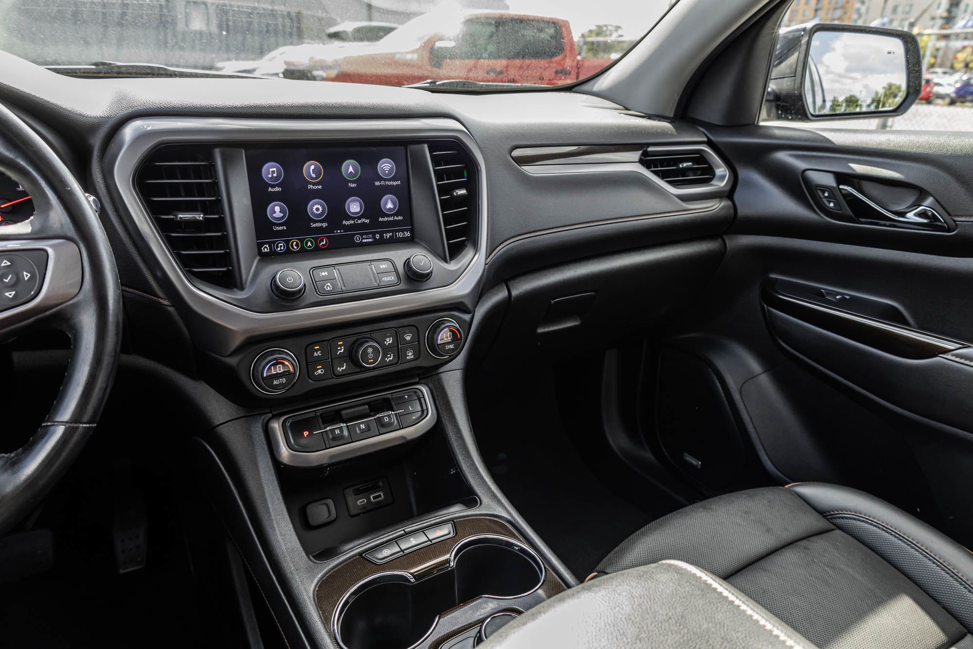 2023 GMC Acadia