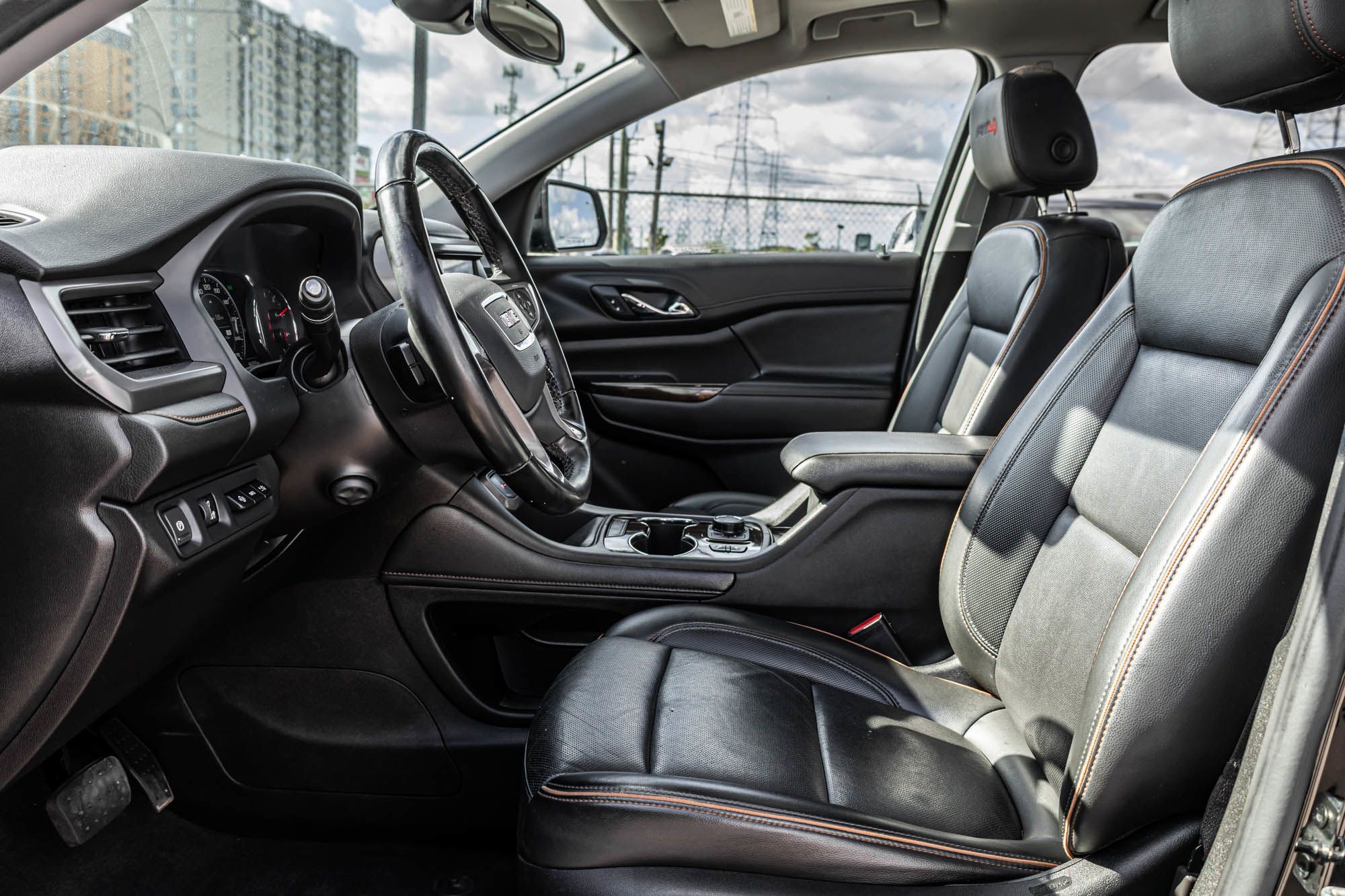 2023 GMC Acadia