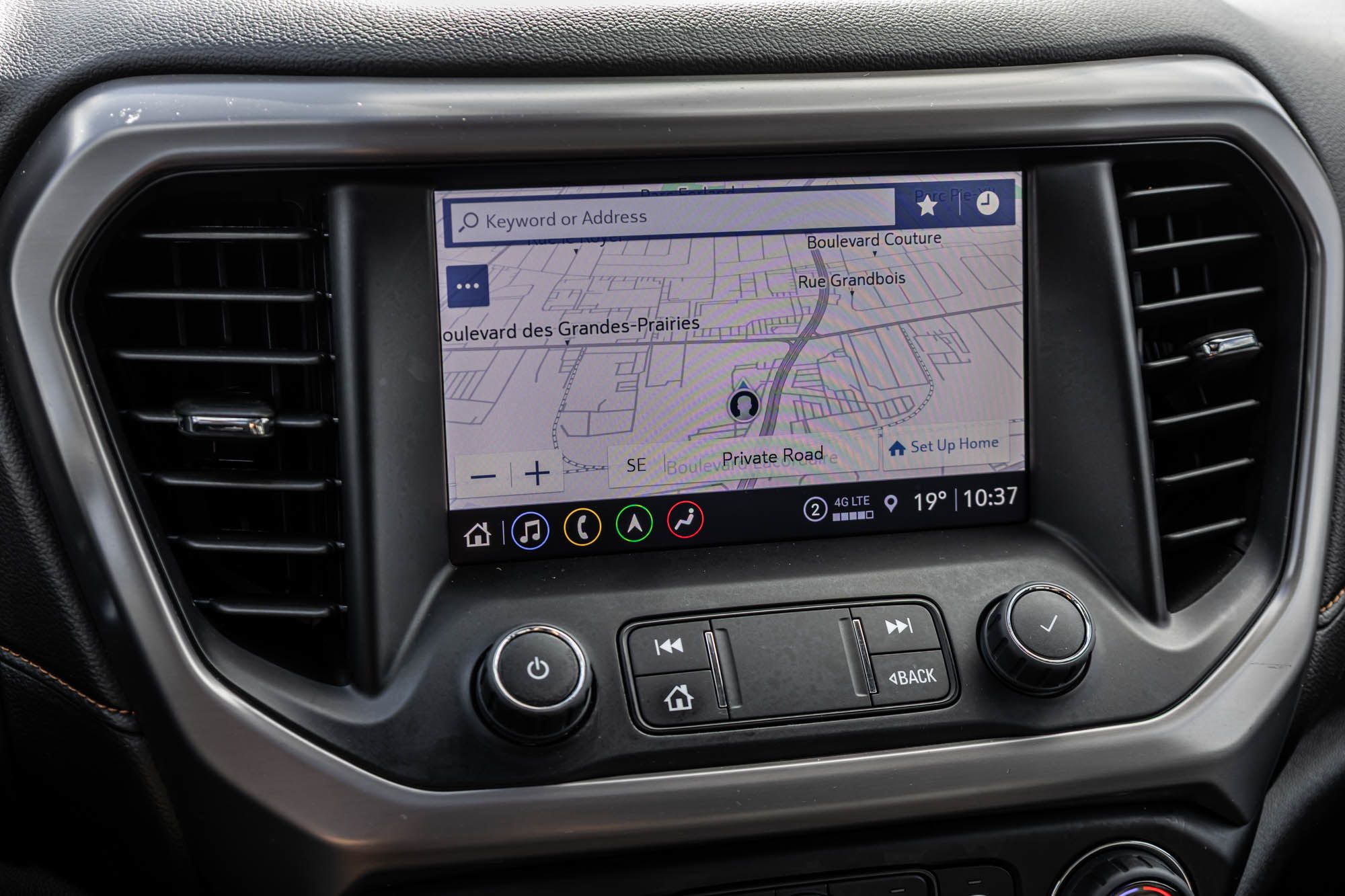2023 GMC Acadia