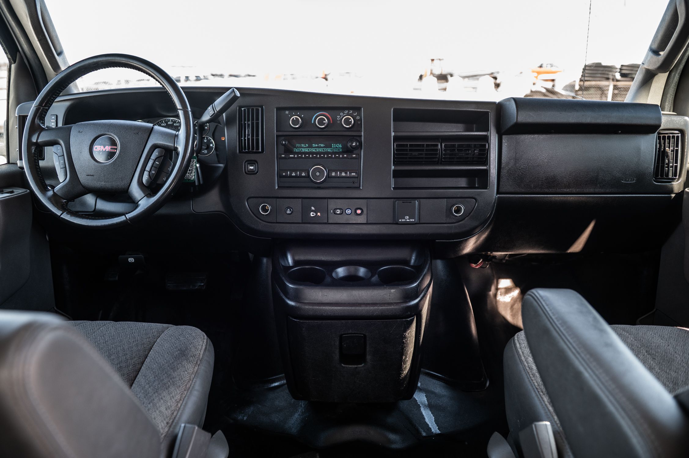 GMC Savana Cargo Van  2021