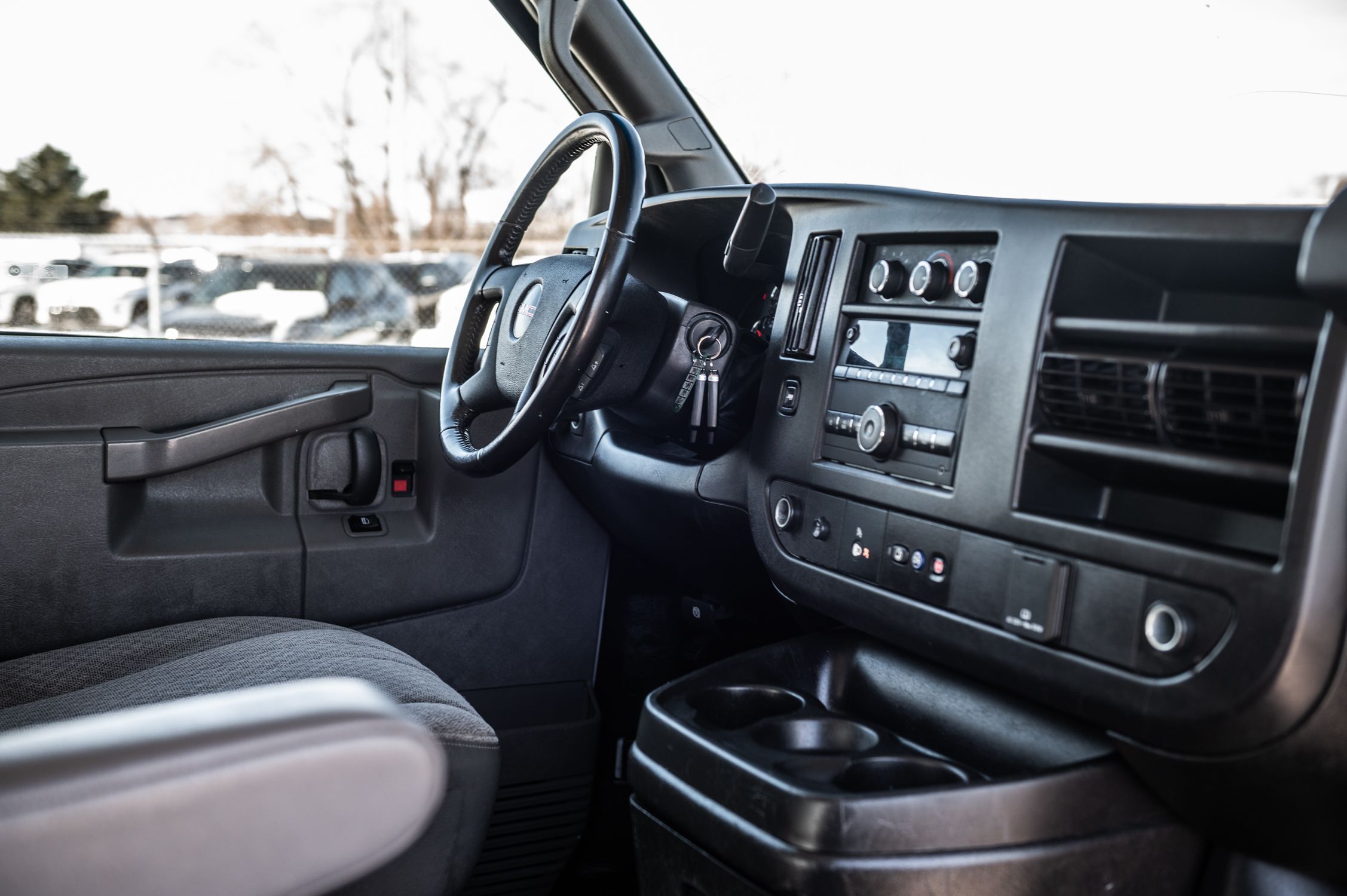 GMC Savana Cargo Van  2021