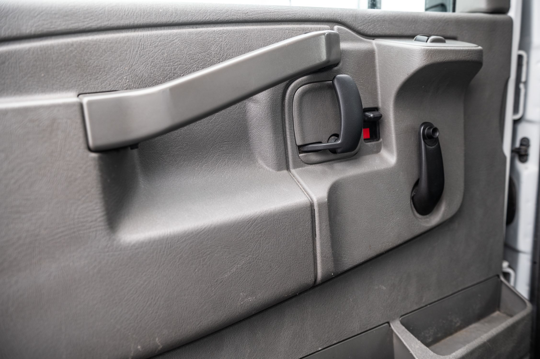 GMC Savana Commercial Cutaway  2019 à Saint-Léonard, Québec