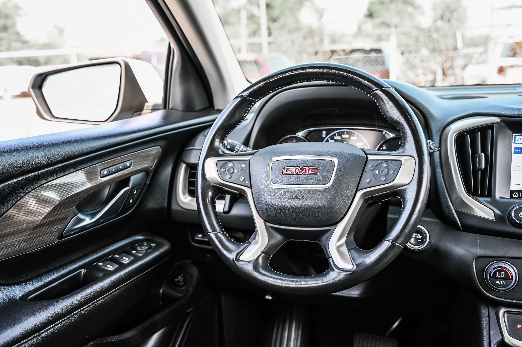 GMC Terrain  2022 à Saint-Léonard, Québec