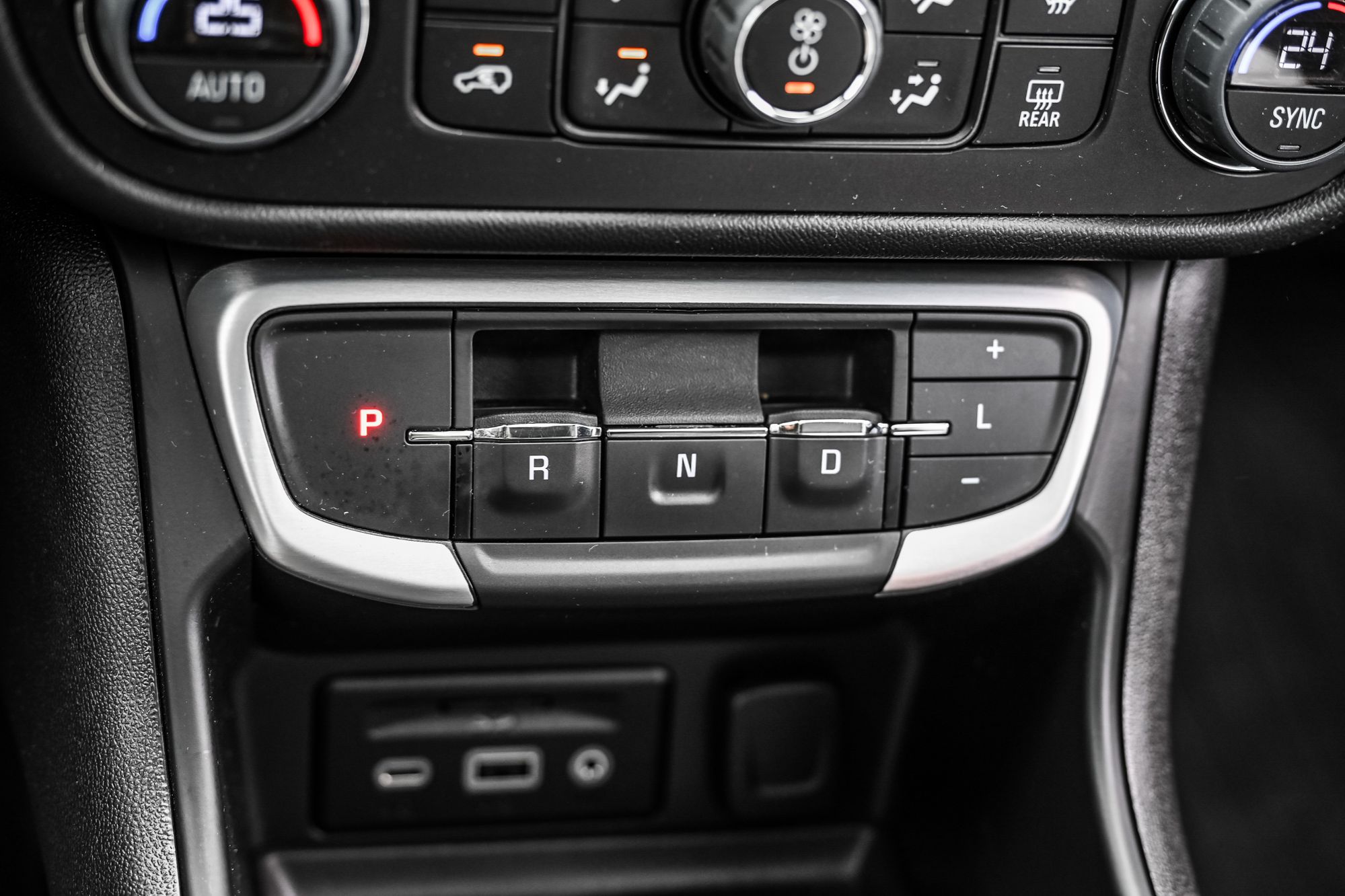 2024 GMC Terrain in Saint-Leonard, Quebec