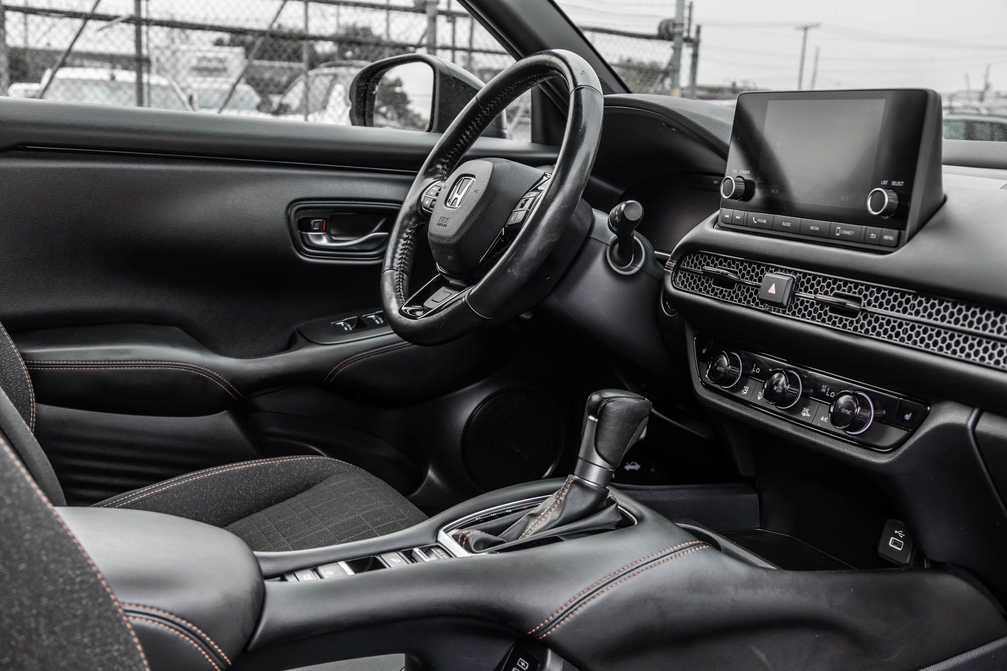 Honda HR-V  2023 à Saint-Léonard, Québec