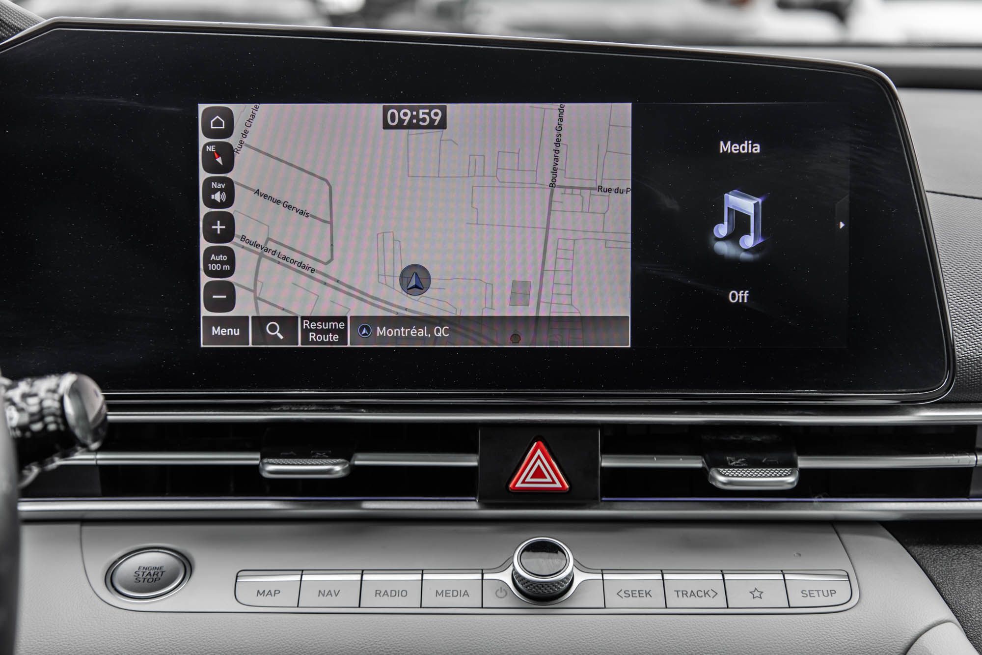 Hyundai Elantra  2023