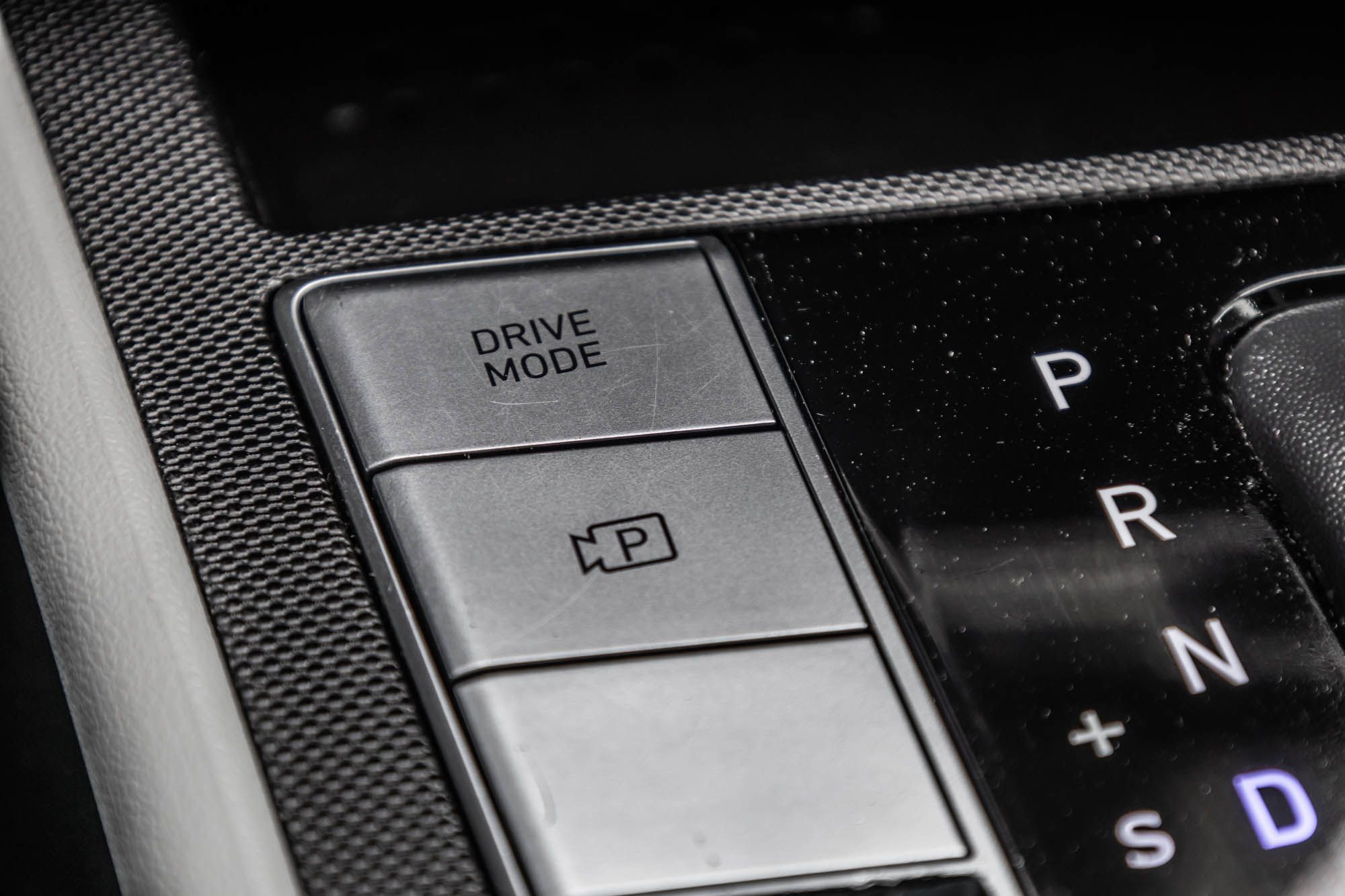 Hyundai Elantra  2023