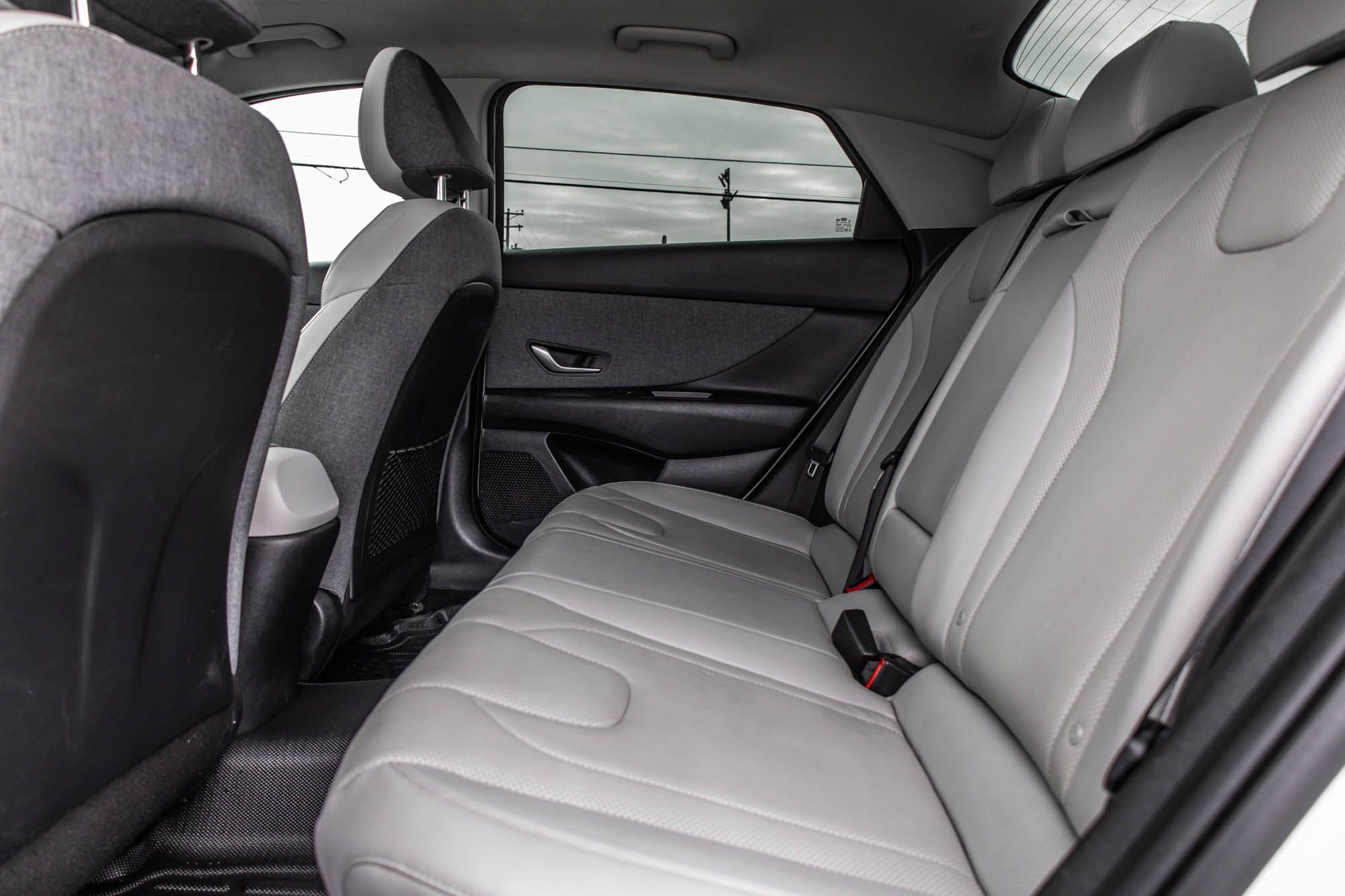 Hyundai Elantra  2023