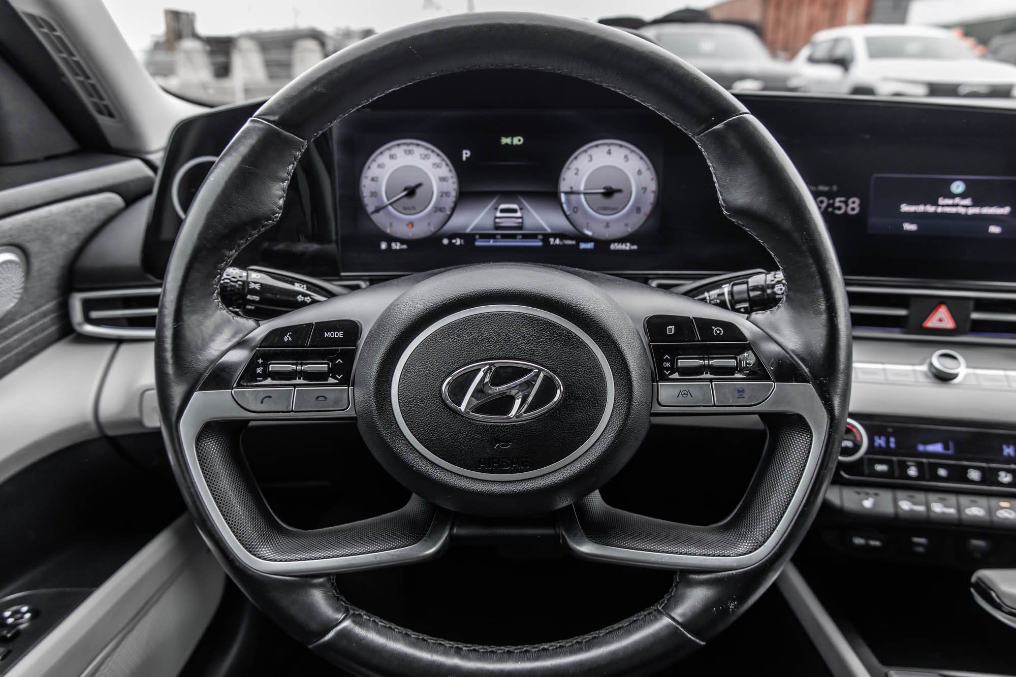 Hyundai Elantra  2023