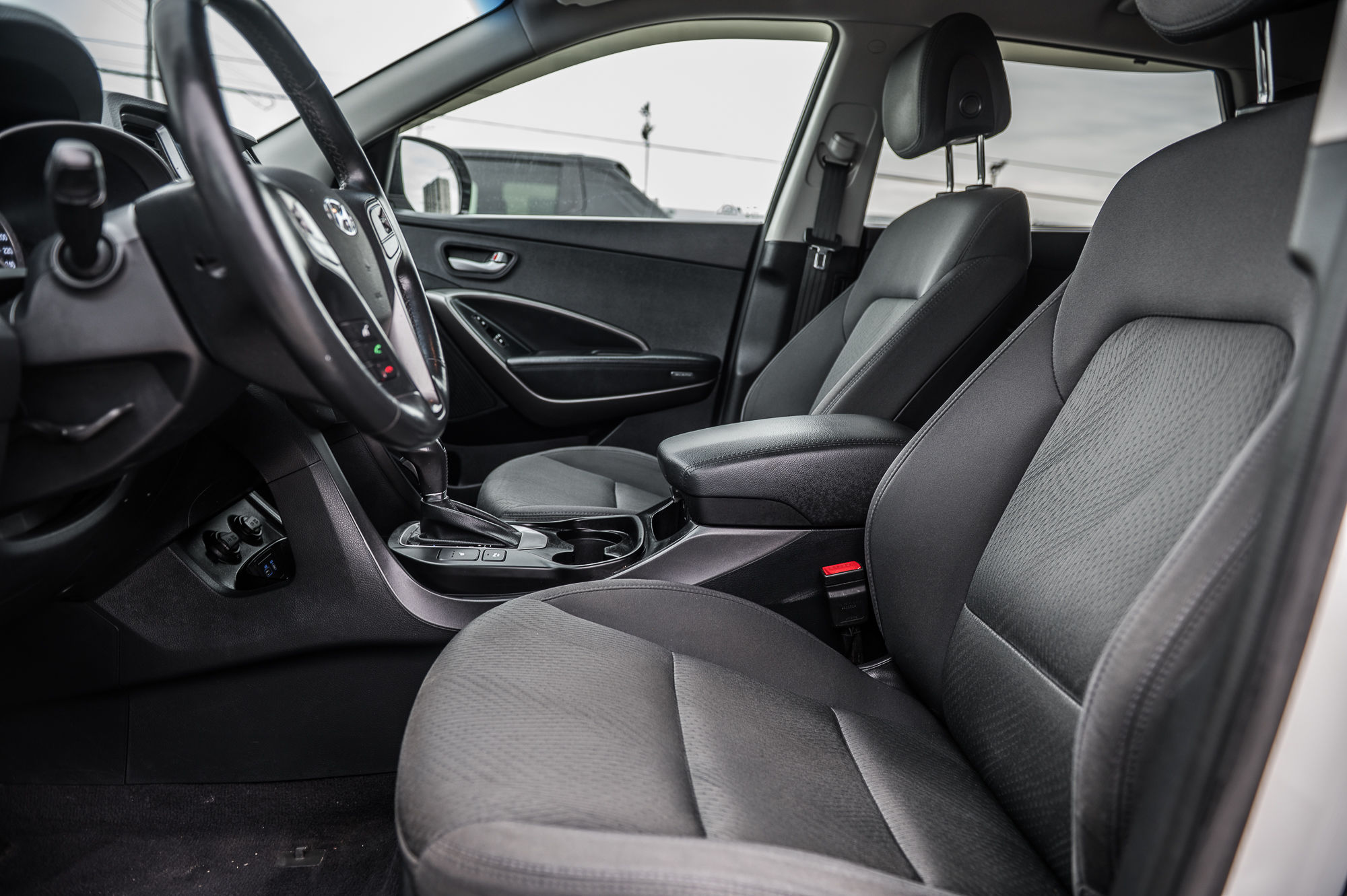 Hyundai Santa Fe XL  2017 à Saint-Léonard, Québec