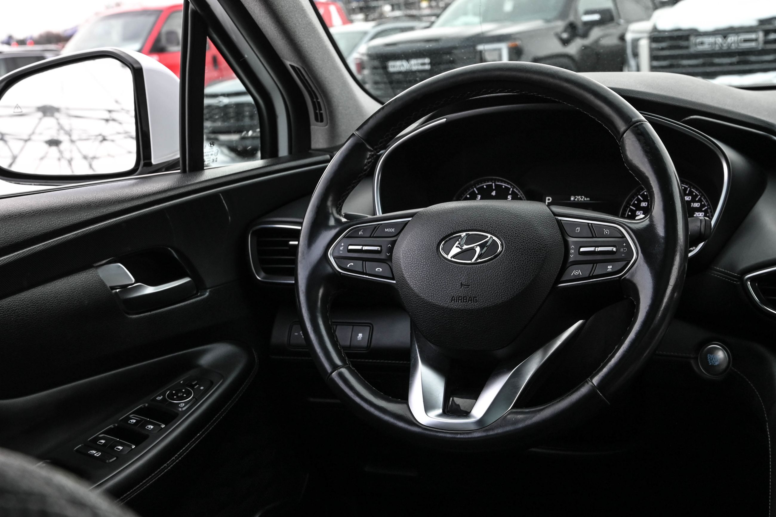 Hyundai Santa Fe  2021 à Saint-Léonard, Québec